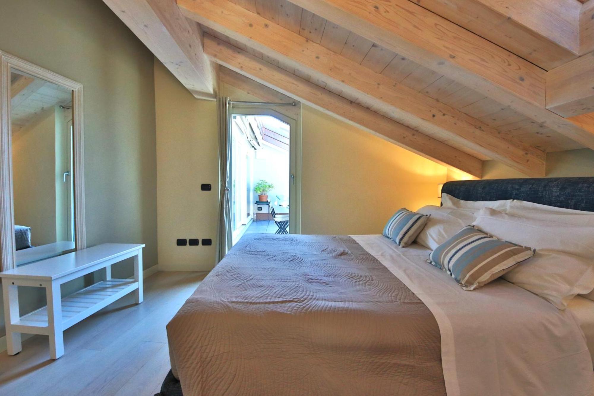 Liszt Attic By Klabhouse Lejlighed Bellagio Eksteriør billede